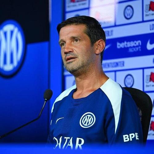 米体：齐沃周末联赛打算继续轮换，博尼等人很可能获得机会