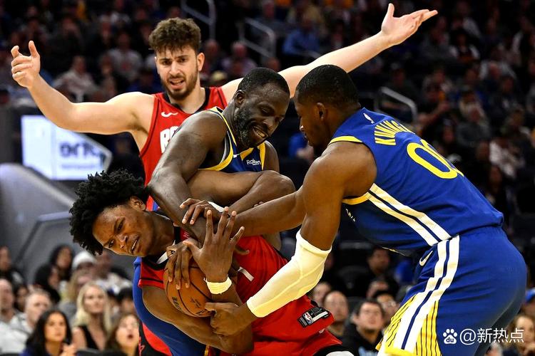 库明加：和巴特勒打球很容易建立化学反应 签下新合同时感觉很怪