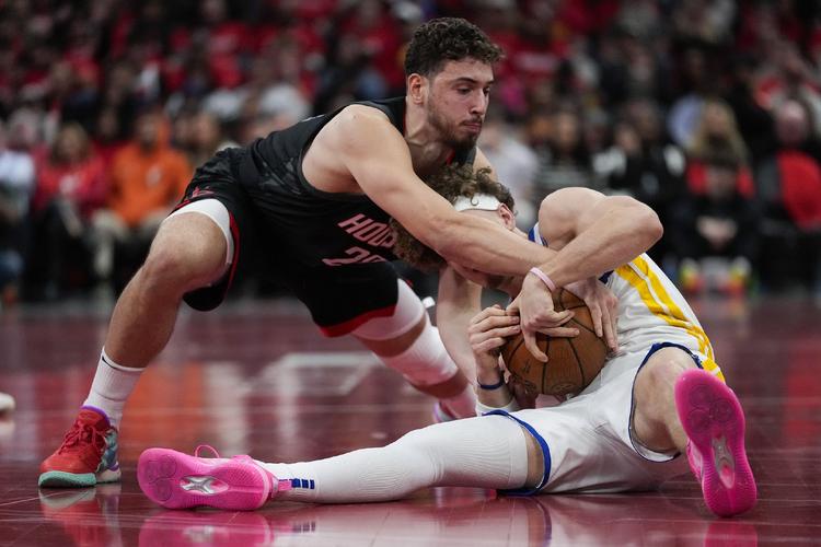 乌度卡：一半球员会出战季前赛首场 另一半出战第2场对爵士的比赛