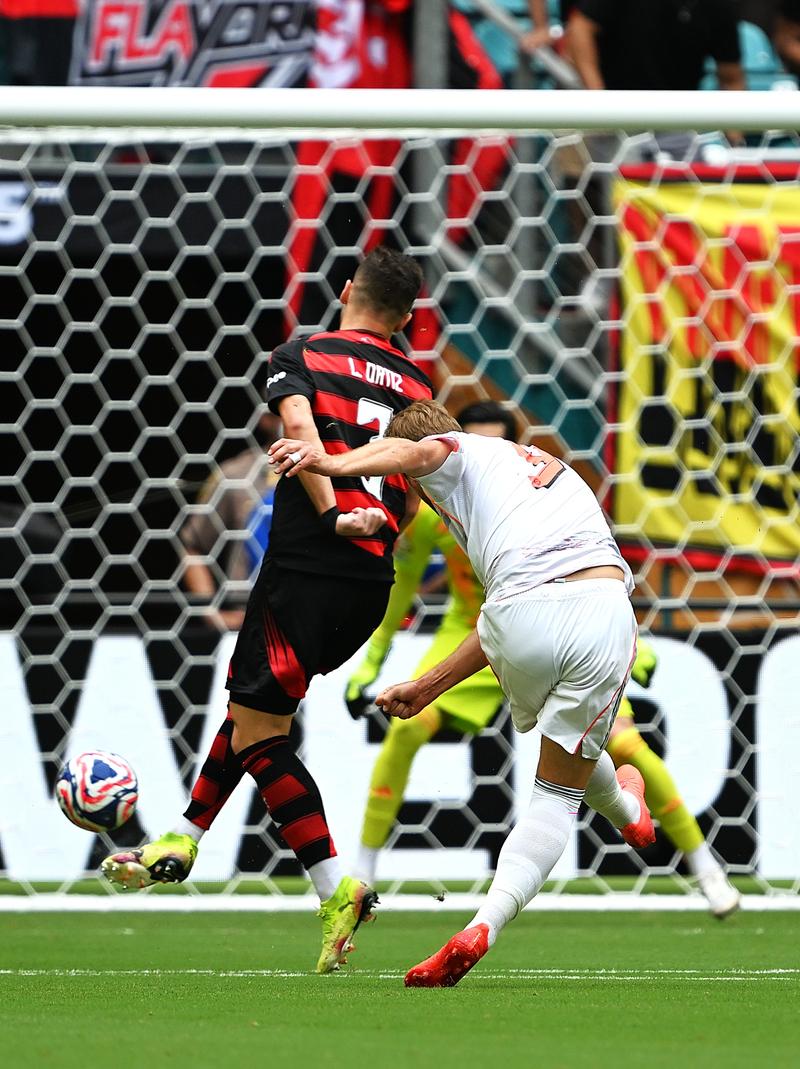 本赛季各项赛事拜仁10战10胜,进38球丢8球