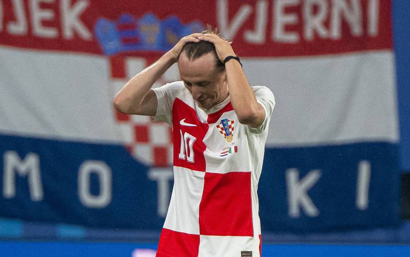 拉比奥特：前往澳洲去踢海外赛太离谱 莫德里奇职业精神令我震惊