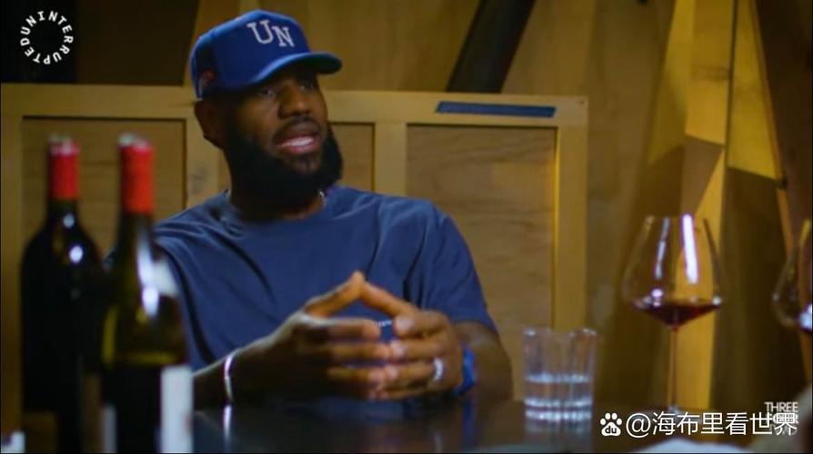 詹姆斯决定二？雷迪克打趣：你们都是白痴 现在都知道是广告了吧