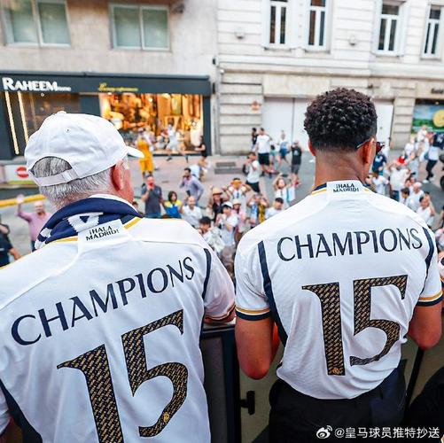 贝尼托：从阿隆索的战术理念上看，贝林厄姆和居勒尔无法共存