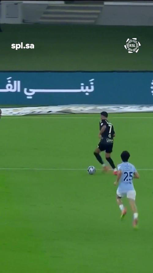 队史第5次进世界杯！阿尔及利亚锁定2026世界杯名额 马赫雷斯传射