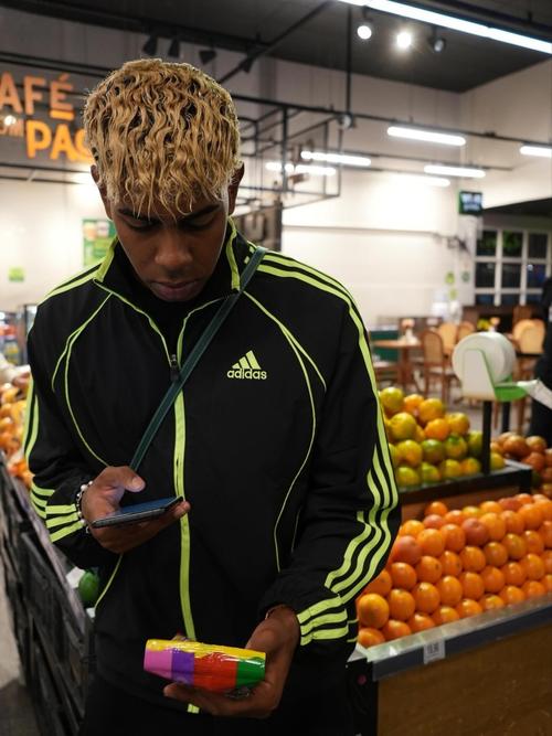 酸？前绯闻对象扬言要“挑战”亚马尔女友，还称他们撑不到圣诞节