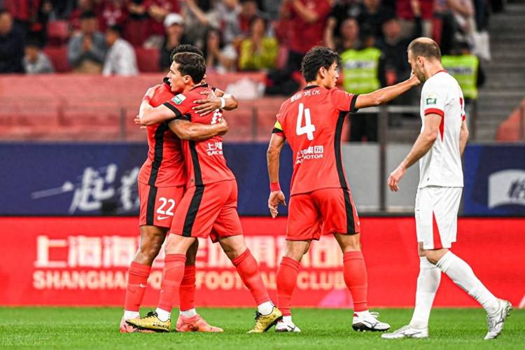 东体：海港回归训练后直接上强度，穆斯卡特需适时考虑后手问题