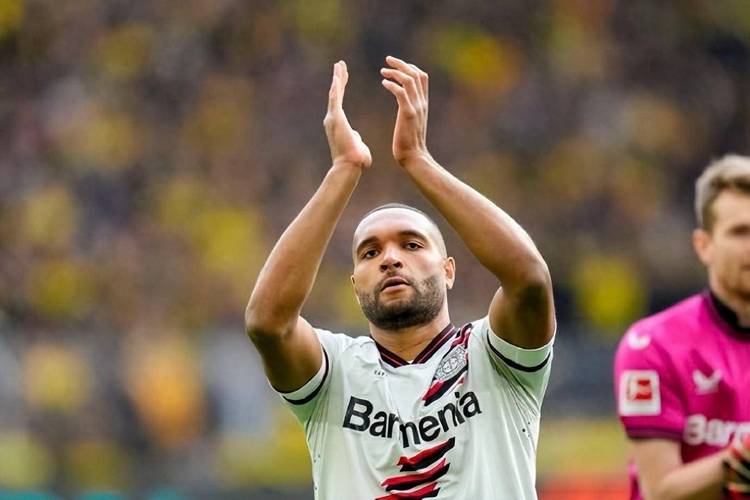 意媒：尤文可能冬窗再次尝试签尼斯右后卫克劳斯，他合同明夏到期