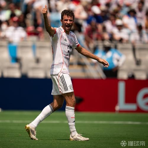 降维打击！穆勒连续6场比赛参与进球，总计7球4助