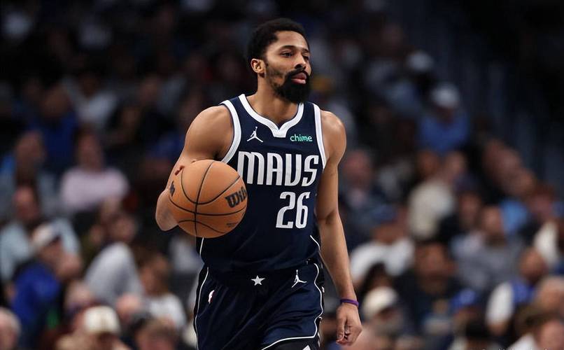 贝弗利：拉塞尔是丁威迪的升级版 独行侠低价签下他真是赚了