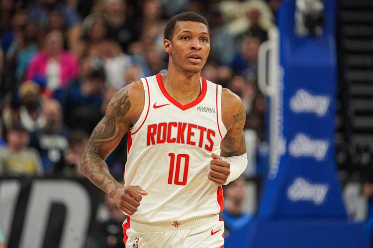 媒体人:KD竞技状态依旧在线 本赛季火箭人员配置拉满该出成绩了