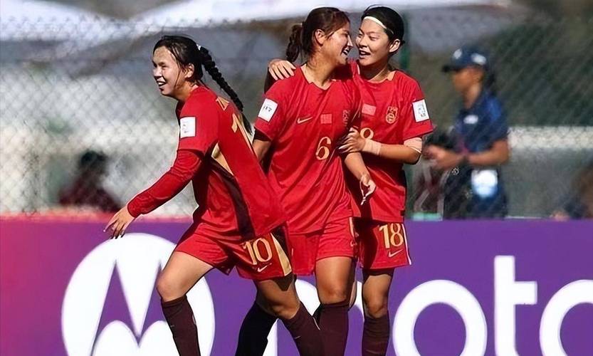 半小时打花!中国女足U17三球领先厄瓜多尔,陈睿琳小角度破门