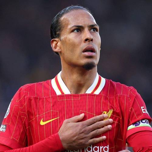 范戴克回应鲁尼批评：上赛季没听他说什么，这很正常 我没有不满