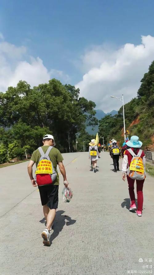 博主:为适应北京寒冷天气,大埔队昨天抵达、今早还进行“晨练”