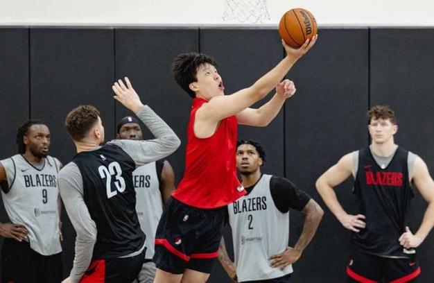 杨健：开拓者展现了极致遇强则强遇弱不强 希望杨瀚森保持好状态