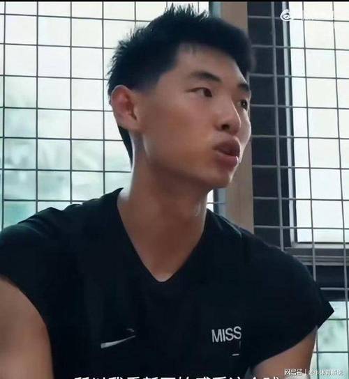 朱芳雨：不能要求杨瀚森首年满足所有期待 姚易新秀赛季也有波动